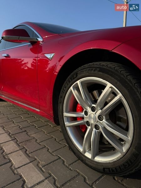 Ліфтбек Tesla Model S 2016 в Одесі фото 6 Ліфтбек Tesla Model S 2016 в Одесі