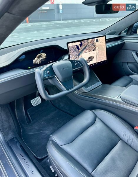 Лифтбек Tesla Model S 2023 в Киеве