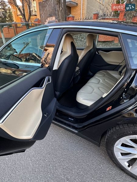 Лифтбек Tesla Model S 2015 в Киеве фото 37 Лифтбек Tesla Model S 2015 в Киеве