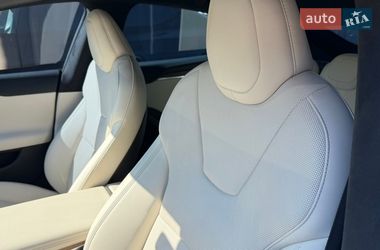Лифтбек Tesla Model S 2021 в Львове