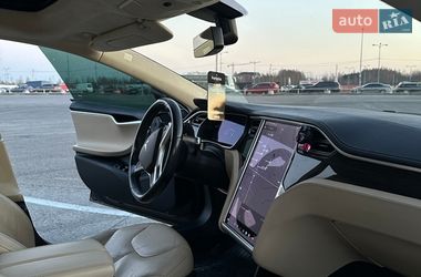 Лифтбек Tesla Model S 2014 в Львове