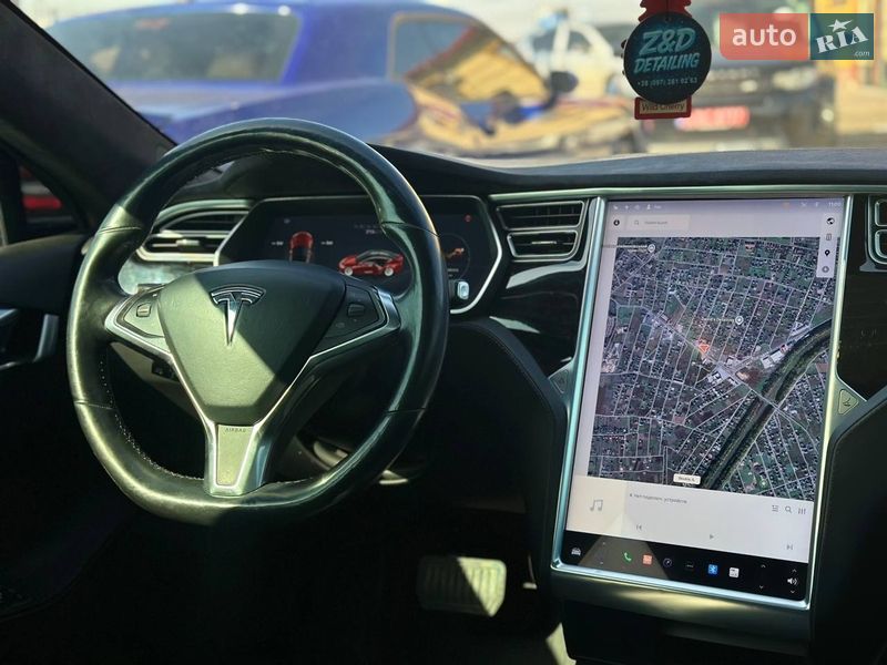Лифтбек Tesla Model S 2016 в Луцке фото 11 Лифтбек Tesla Model S 2016 в Луцке