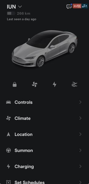 Лифтбек Tesla Model S 2018 в Киеве