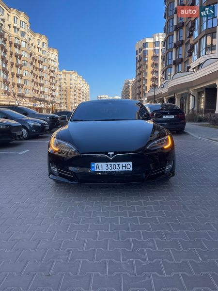 2016 Tesla Model-S, VIN 5YJSA7E21GF135735:plate — фото 1 (autoria)