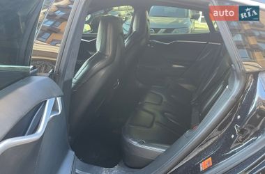 Лифтбек Tesla Model S 2016 в Киеве