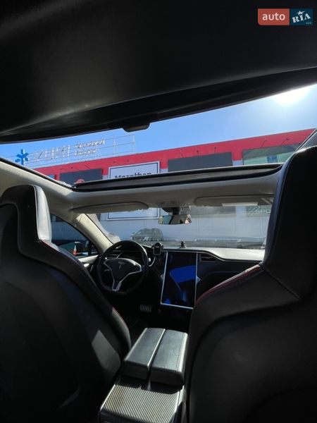 Ліфтбек Tesla Model S 2013 в Рівному