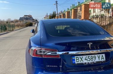 Ліфтбек Tesla Model S 2015 в Хмельницькому
