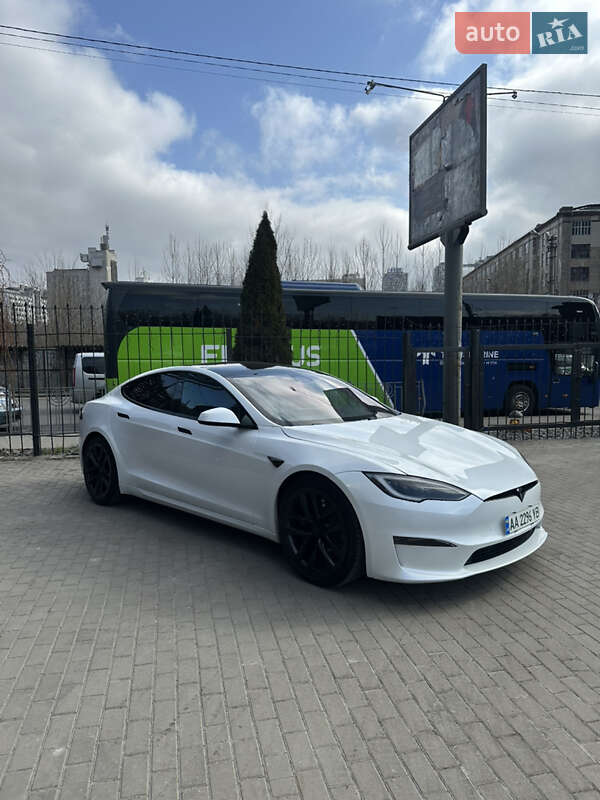 Ліфтбек Tesla Model S 2022 в Києві