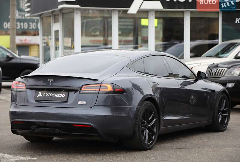 Лифтбек Tesla Model S 2022 в Харькове