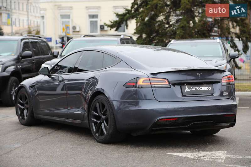 Лифтбек Tesla Model S 2022 в Харькове