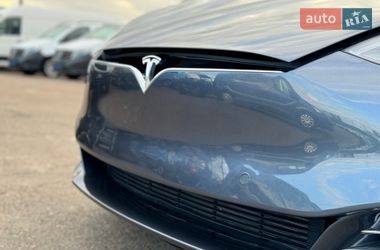 Лифтбек Tesla Model S 2017 в Киеве