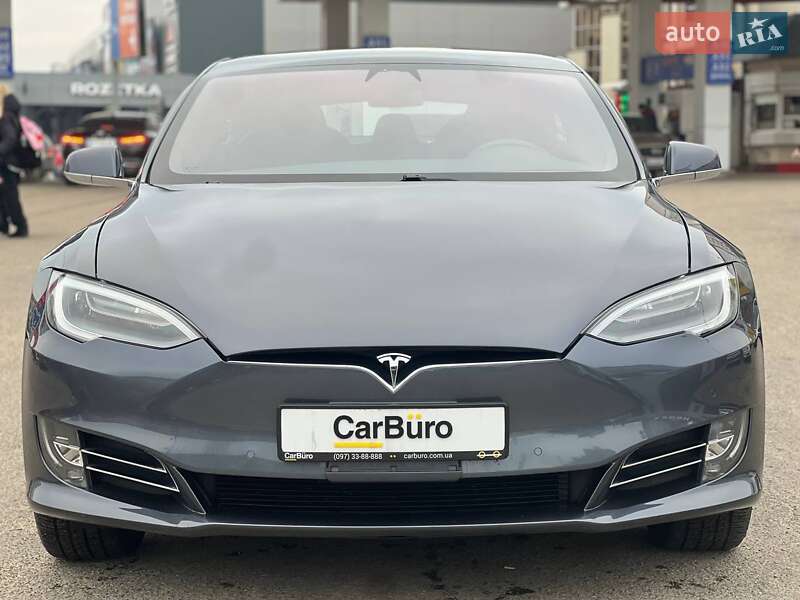 Лифтбек Tesla Model S 2020 в Одессе