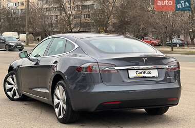 Лифтбек Tesla Model S 2020 в Одессе