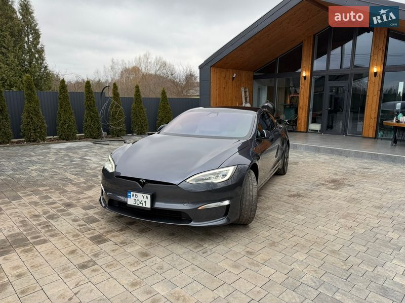 Лифтбек Tesla Model S 2021 в Виннице
