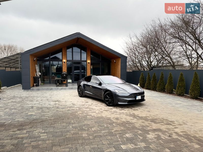 Лифтбек Tesla Model S 2021 в Виннице