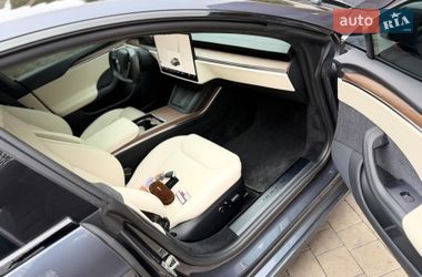 Лифтбек Tesla Model S 2021 в Виннице