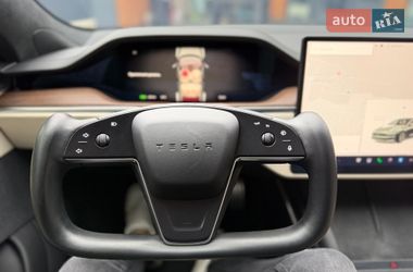 Лифтбек Tesla Model S 2021 в Виннице