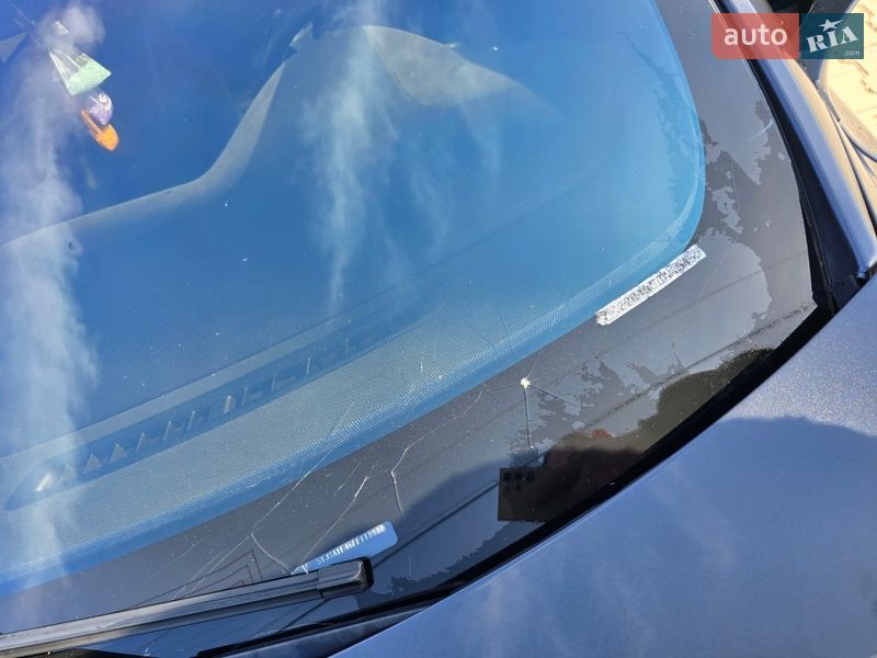 Ліфтбек Tesla Model S 2015 в Львові