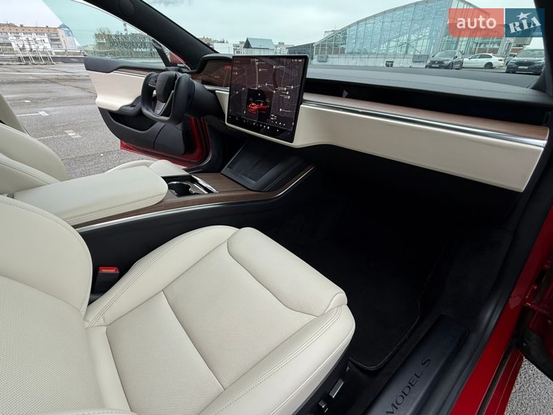 Лифтбек Tesla Model S 2022 в Петропавловской Борщаговке фото 57 Лифтбек Tesla Model S 2022 в Петропавловской Борщаговке