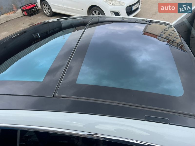 Лифтбек Tesla Model S 2014 в Киеве