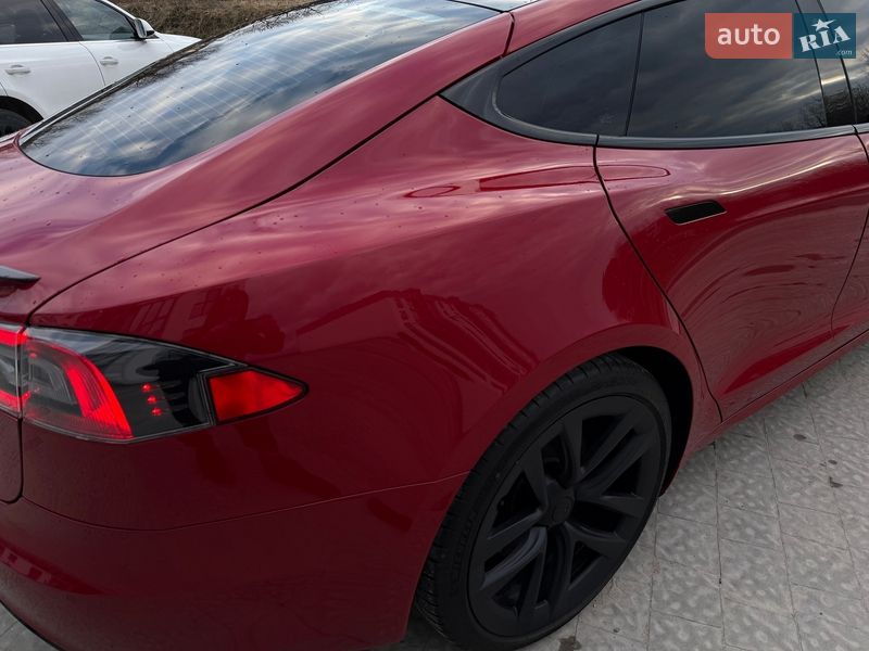 Лифтбек Tesla Model S 2021 в Львове фото 15 Лифтбек Tesla Model S 2021 в Львове
