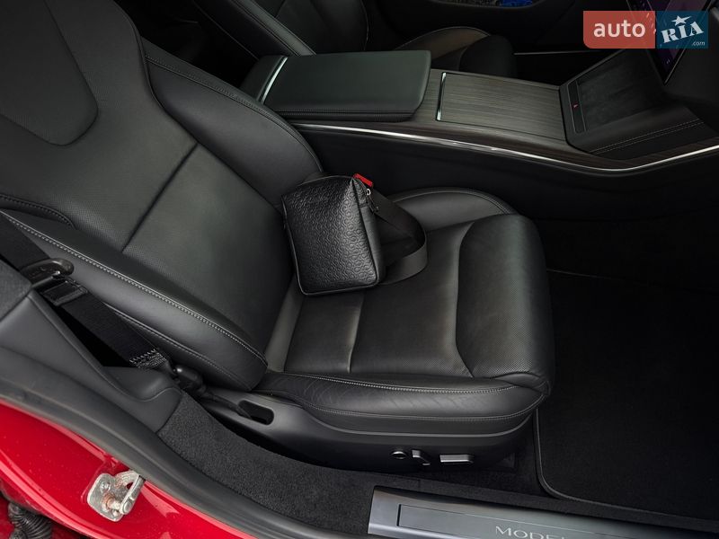Лифтбек Tesla Model S 2021 в Львове фото 56 Лифтбек Tesla Model S 2021 в Львове