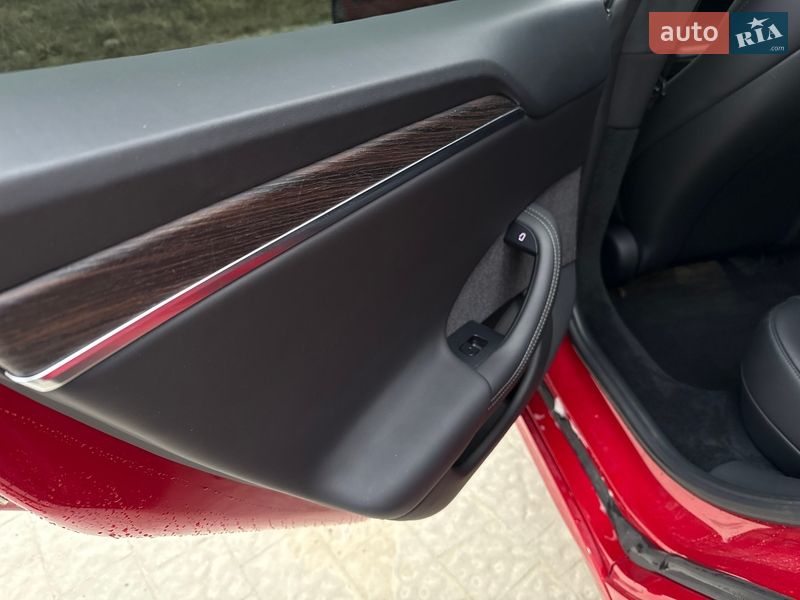 Лифтбек Tesla Model S 2021 в Львове фото 66 Лифтбек Tesla Model S 2021 в Львове