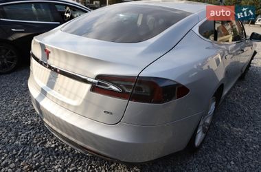 Лифтбек Tesla Model S 2014 в Дрогобыче