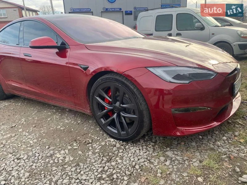 Tesla Model S 2023
