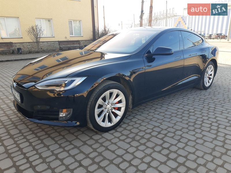 Tesla Model S 2017