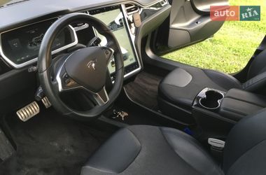 Хэтчбек Tesla Model S 2014 в Коломые
