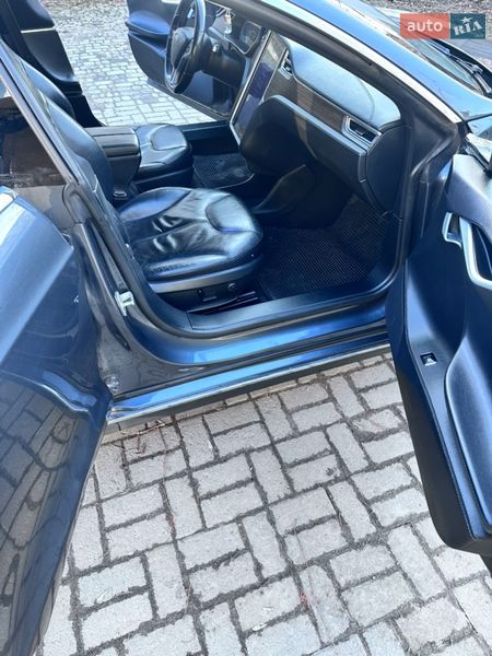 Лифтбек Tesla Model S 2014 в Гостомеле фото 5 Лифтбек Tesla Model S 2014 в Гостомеле