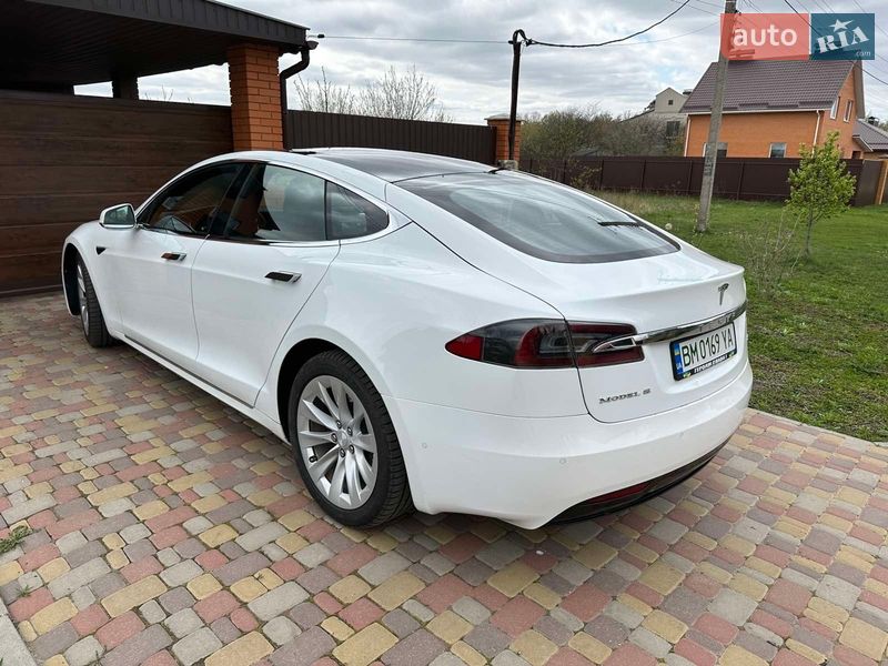 Ліфтбек Tesla Model S 2017 в Києві фото 7 Ліфтбек Tesla Model S 2017 в Києві