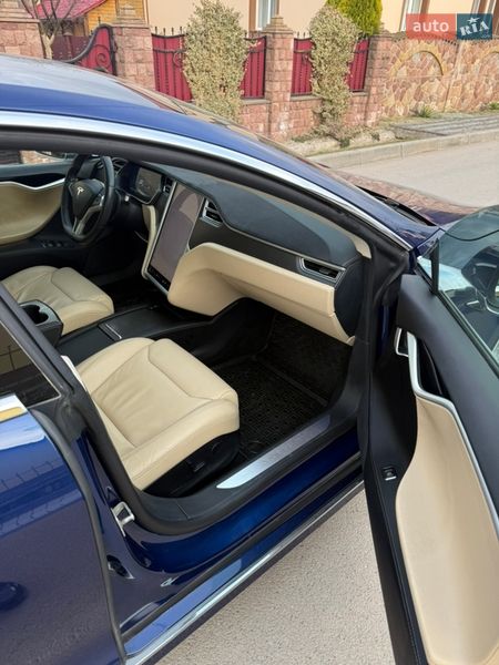 Лифтбек Tesla Model S 2017 в Тернополе фото 6 Лифтбек Tesla Model S 2017 в Тернополе