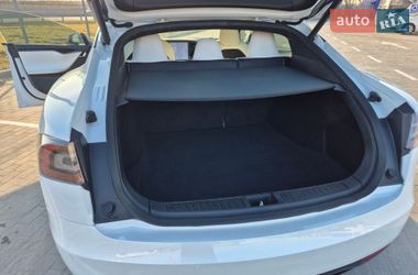 Лифтбек Tesla Model S 2020 в Борисполе