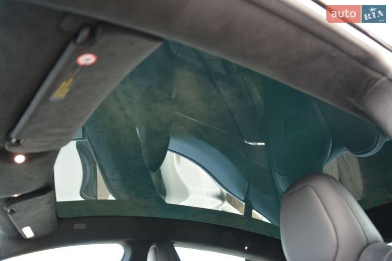 Лифтбек Tesla Model S 2022 в Киеве фото 52 Лифтбек Tesla Model S 2022 в Киеве