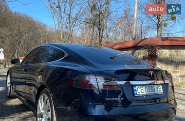 Лифтбек Tesla Model S 2014 в Черновцах
