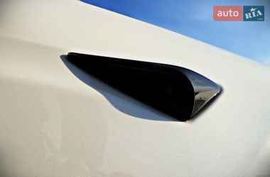 Лифтбек Tesla Model S 2021 в Черкассах