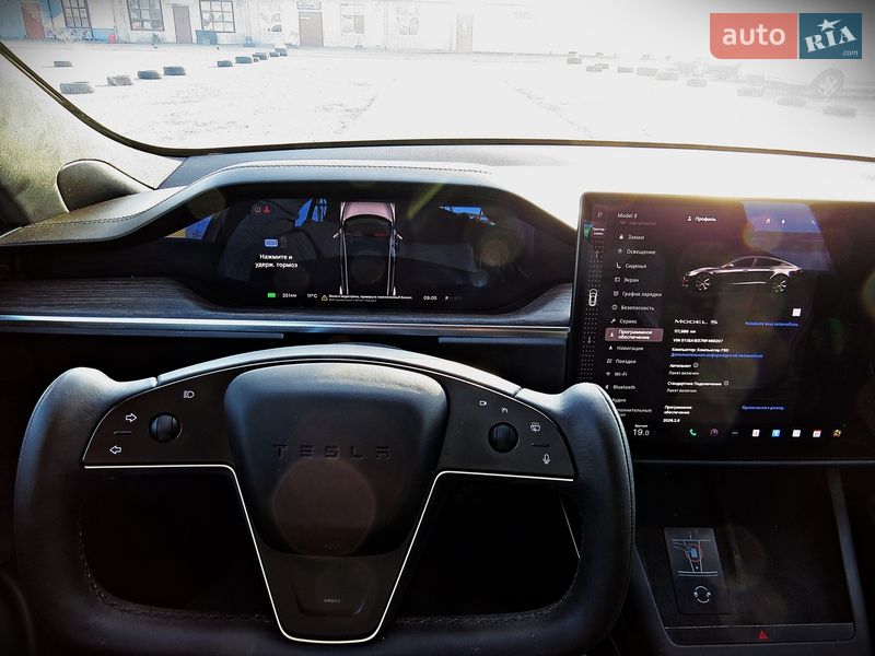 Лифтбек Tesla Model S 2021 в Черкассах