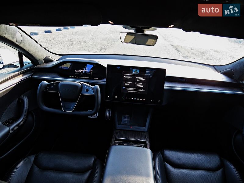 Лифтбек Tesla Model S 2021 в Черкассах