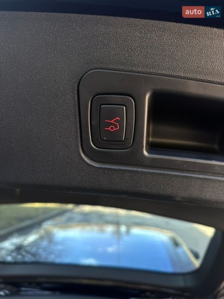 Ліфтбек Tesla Model S 2016 в Житомирі фото 13 Ліфтбек Tesla Model S 2016 в Житомирі