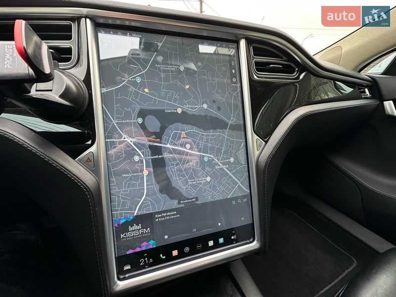 Ліфтбек Tesla Model S 2015 в Вінниці