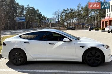 Лифтбек Tesla Model S 2023 в Киеве