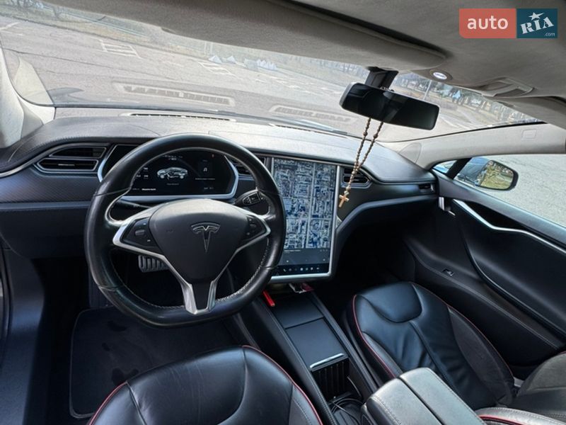 Ліфтбек Tesla Model S 2014 в Рівному