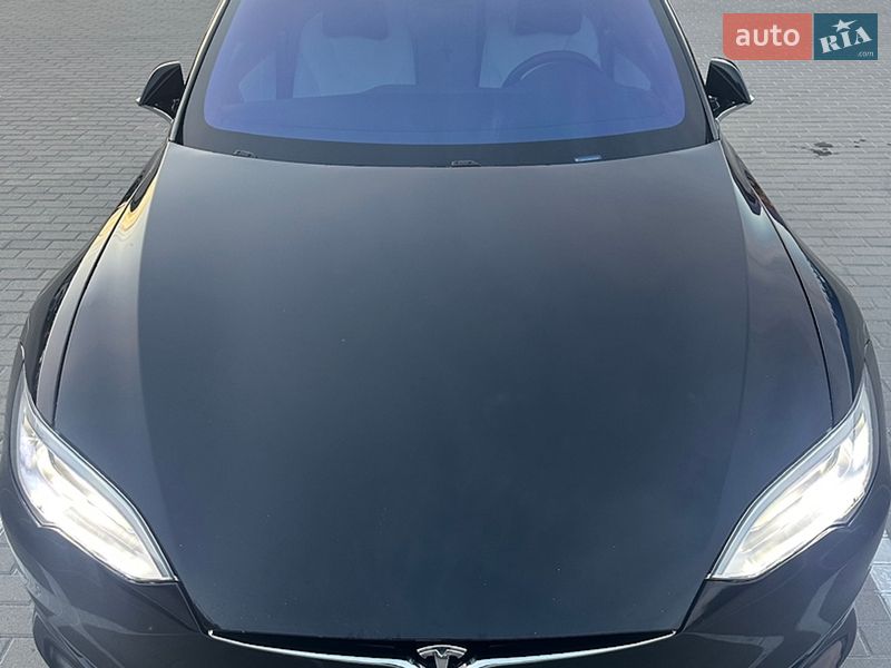 Лифтбек Tesla Model S 2017 в Тернополе фото 4 Лифтбек Tesla Model S 2017 в Тернополе