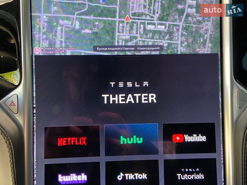Ліфтбек Tesla Model S 2017 в Дніпрі фото 18 Ліфтбек Tesla Model S 2017 в Дніпрі