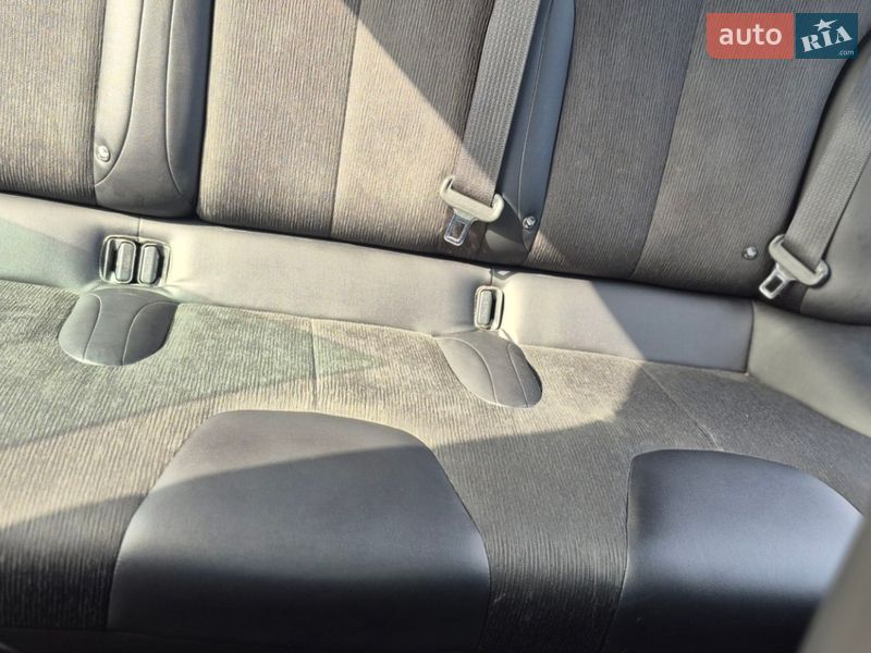 Лифтбек Tesla Model S 2017 в Киеве