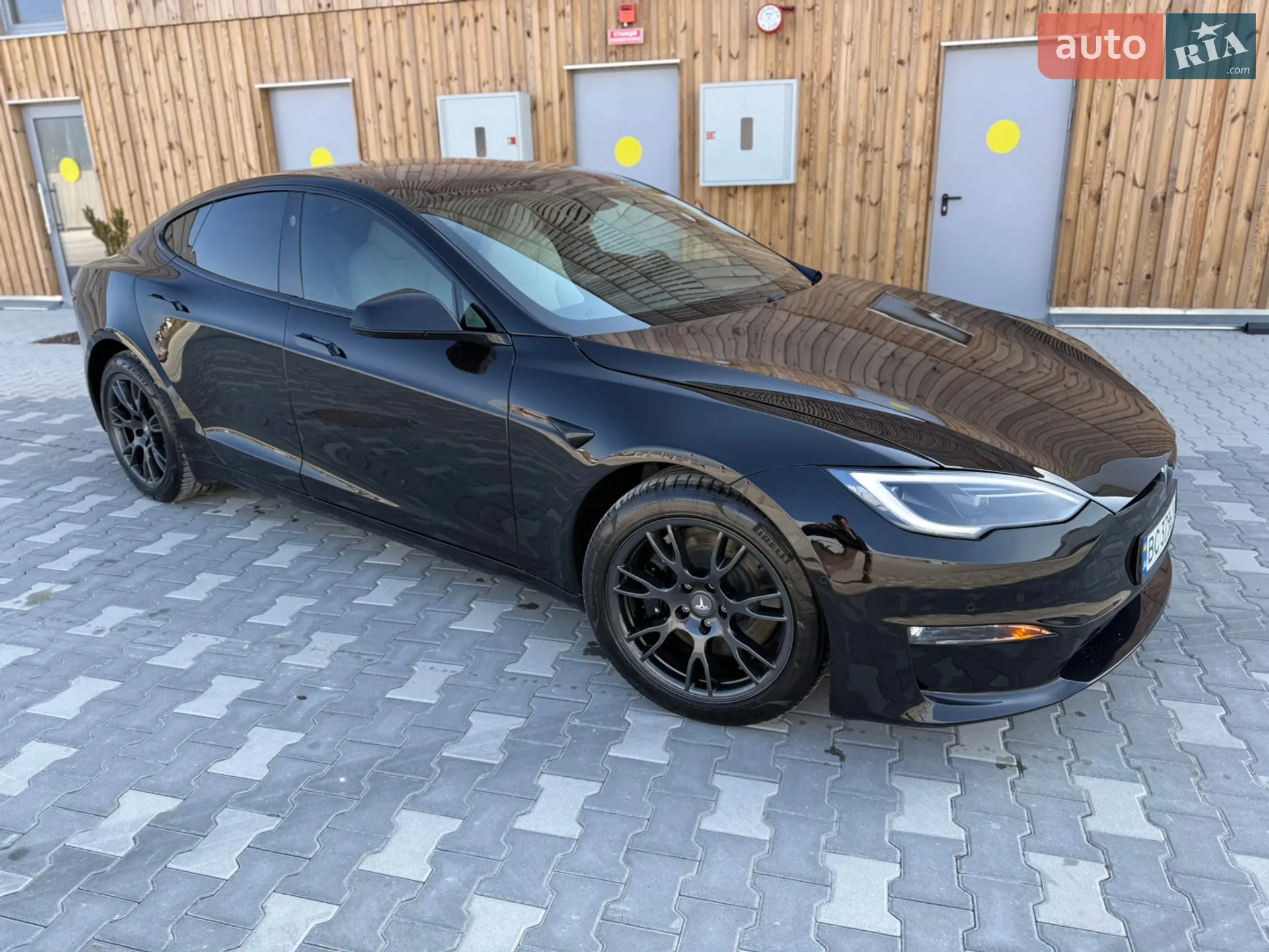 2021 Tesla Model S - фото 1