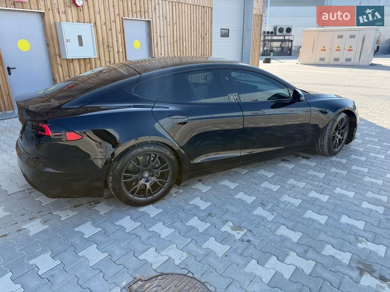 Ліфтбек Tesla Model S 2021 в Львові