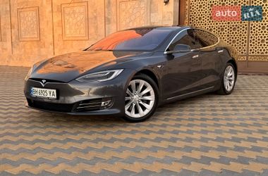Ліфтбек Tesla Model S 2017 в Одесі фото 11 Ліфтбек Tesla Model S 2017 в Одесі